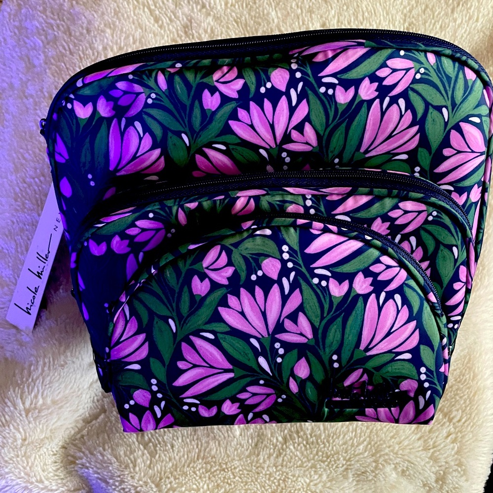 NWT Nicole Miller New York 3 Piece Cosmetic Bag Set Purple Floral print